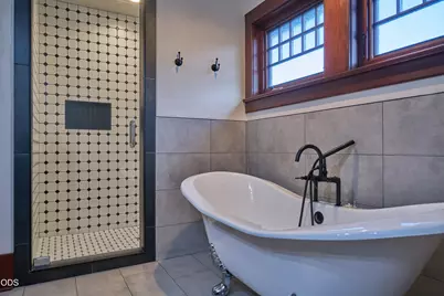 1068 E Main Street, Ashland, OR 97520 - Photo 58