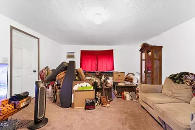 10483 Blackwell Road, Central Point, OR 97502 - Photo 14