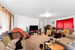 10483 Blackwell Rd, Central Point, OR 97502 - Photo 12