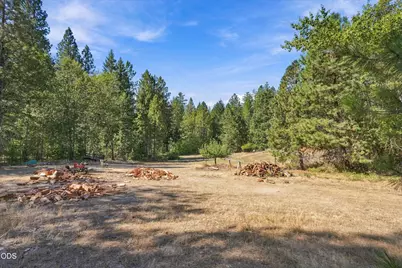 300 Vannoy Creek Road, Grants Pass, OR 97526 - Photo 38