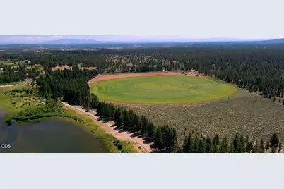 64225 Sisemore Road, Bend, OR 97701 - Photo 16