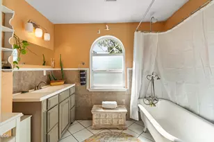 322 N 3rd St, Central Point, OR 97502 - Photo 30