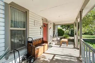 322 N 3rd St, Central Point, OR 97502 - Photo 8