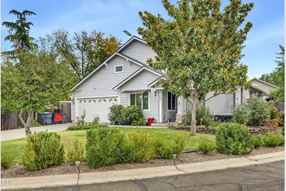 120 Nadine Lane, Central Point, OR 97502 - Photo 1