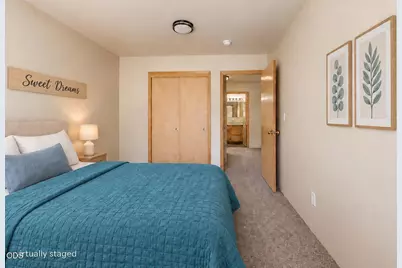 469 Tulipan Way, Talent, OR 97540 - Photo 16