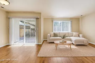 469 Tulipan Way, Talent, OR 97540 - Photo 4
