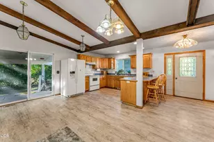 355 Cheslock Rd, Grants Pass, OR 97527 - Photo 12