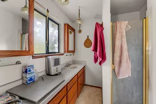 355 Cheslock Rd, Grants Pass, OR 97527 - Photo 18
