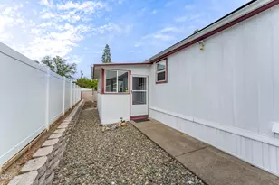 461 Whispering Willow Dr, Grants Pass, OR 97527 - Photo 22