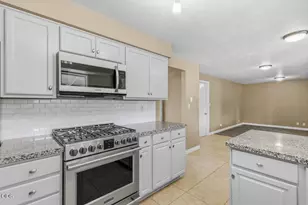 106 Victoria Way, Central Point, OR 97502 - Photo 10
