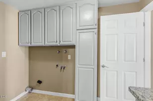 106 Victoria Way, Central Point, OR 97502 - Photo 28