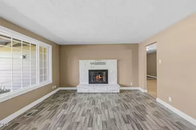 106 Victoria Way, Central Point, OR 97502 - Photo 4
