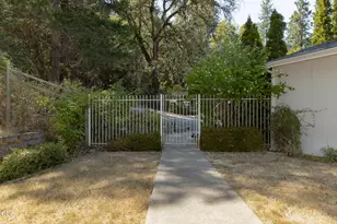 5195 Riverbanks Rd, Grants Pass, OR 97527 - Photo 56