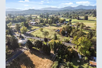 4827 Leonard Road, Grants Pass, OR 97527 - Photo 46