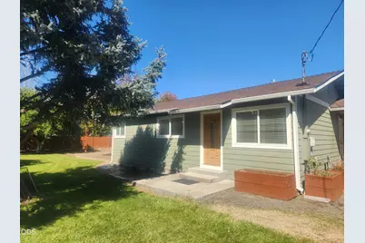 96 W Gregory Road, Central Point, OR 97502 - Photo 1