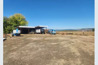 96 W Gregory Road, Central Point, OR 97502 - Photo 40