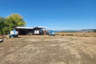 96 W Gregory Rd, Central Point, OR 97502 - Photo 40