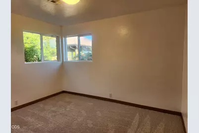 96 W Gregory Road, Central Point, OR 97502 - Photo 16