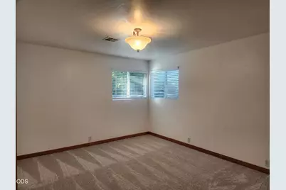 96 W Gregory Road, Central Point, OR 97502 - Photo 18