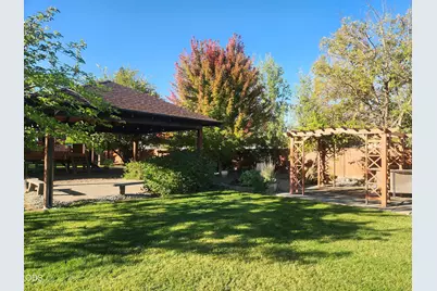 96 W Gregory Road, Central Point, OR 97502 - Photo 32