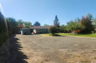 96 W Gregory Rd, Central Point, OR 97502 - Photo 42
