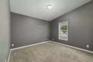 1260 Homedale Rd, Klamath Falls, OR 97603 - Photo 12