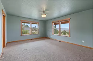 1919 NE Villa Dr, Madras, OR 97741 - Photo 24