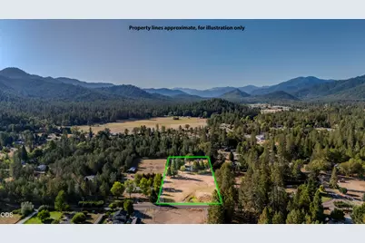 8290 E Evans Creek Road, Rogue River, OR 97537 - Photo 2