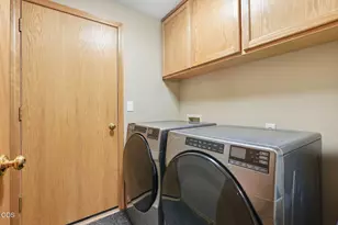 61228 Bighorn Ct, Bend, OR 97702 - Photo 24
