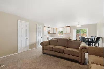 20008 Elizabeth Lane, Bend, OR 97702 - Photo 6