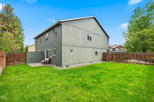 20008 Elizabeth Ln, Bend, OR 97702 - Photo 32