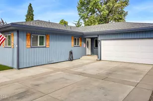 1004 Barlynn St, Medford, OR 97501 - Photo 12
