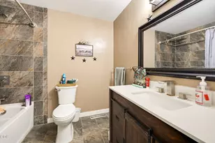1004 Barlynn St, Medford, OR 97501 - Photo 34