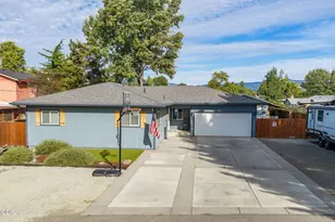 1004 Barlynn St, Medford, OR 97501 - Photo 56