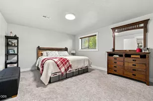 12199 SE Henderson Dr, Portland, OR 97266 - Photo 28