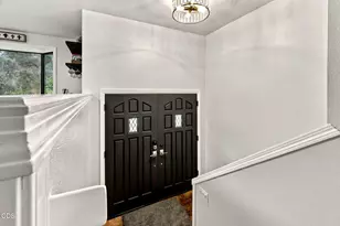 12199 SE Henderson Dr, Portland, OR 97266 - Photo 4