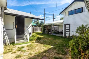 711 SW H St, Grants Pass, OR 97526 - Photo 44
