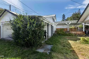 711 SW H St, Grants Pass, OR 97526 - Photo 30