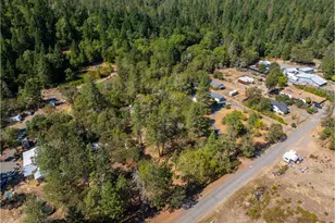 190 Long Acres Rd, Grants Pass, OR 97527 - Photo 18