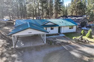 19487 Baker Rd, Bend, OR 97702 - Photo 2