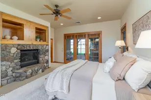18975 Pinehurst Rd, Bend, OR 97703 - Photo 30
