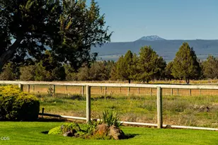 18975 Pinehurst Rd, Bend, OR 97703 - Photo 48