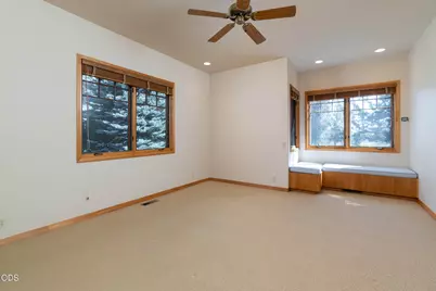18975 Pinehurst Road, Bend, OR 97703 - Photo 38