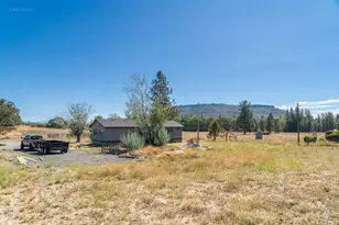 14405 Table Rock Rd, Central Point, OR 97502 - Photo 28