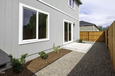 167 SE Champagne Court, Grants Pass, OR 97527 - Photo 22