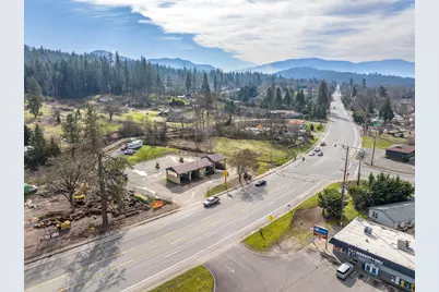2521 Williams Highway, Grants Pass, OR 97527 - Photo 4