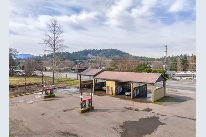 2521 Williams Highway, Grants Pass, OR 97527 - Photo 8