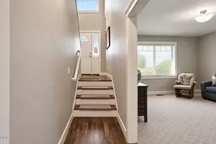2454 Herrington Way, Medford, OR 97504 - Photo 18