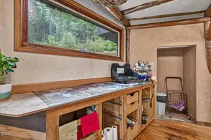 7007 Placer Rd, Wolf Creek, OR 97497 - Photo 20