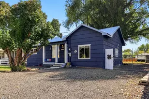 445 Riverside Dr, Burns, OR 97720 - Photo 2